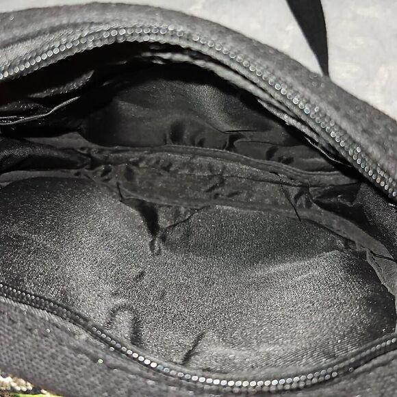 Vintage Embroidered Floral Rose Boho Chic Gypsy Shoulder Bag Purse - Picture 6 of 9